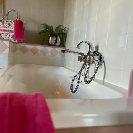 Remilia A 600 M Dal Mare Di Tortoli * 아르바탁스